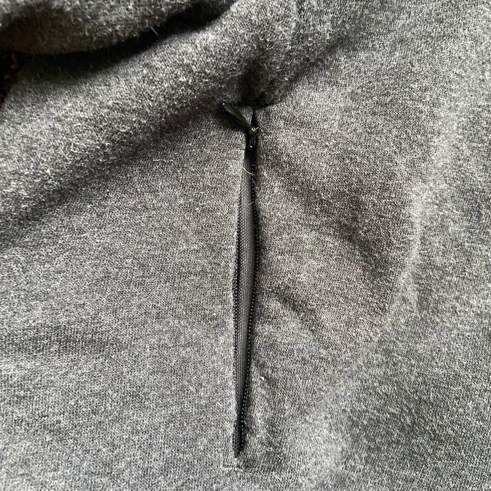 Lululemon Full Zip Dark Grey Sweatshirt Size 4 - Picture 4 of 7